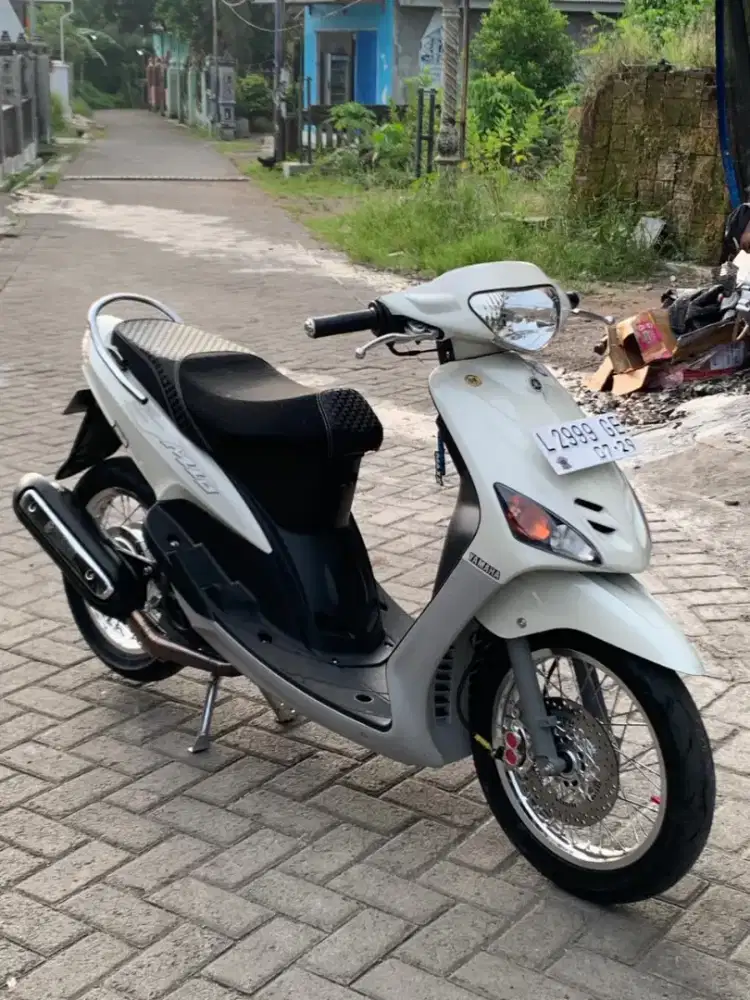 Mio 2006 Asli warna Telur asin
