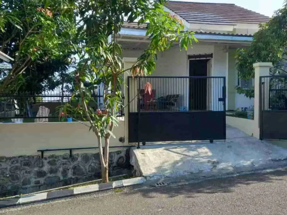 Rumah siap huni dengan view cantik