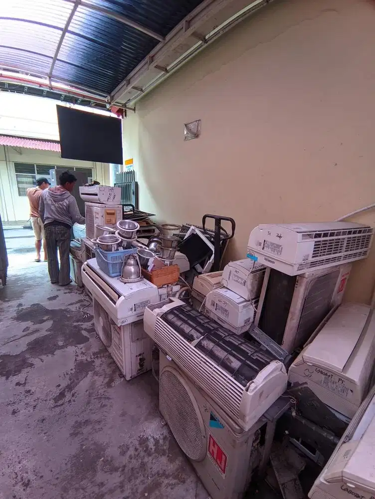 Menerima borongan elektronik bekas