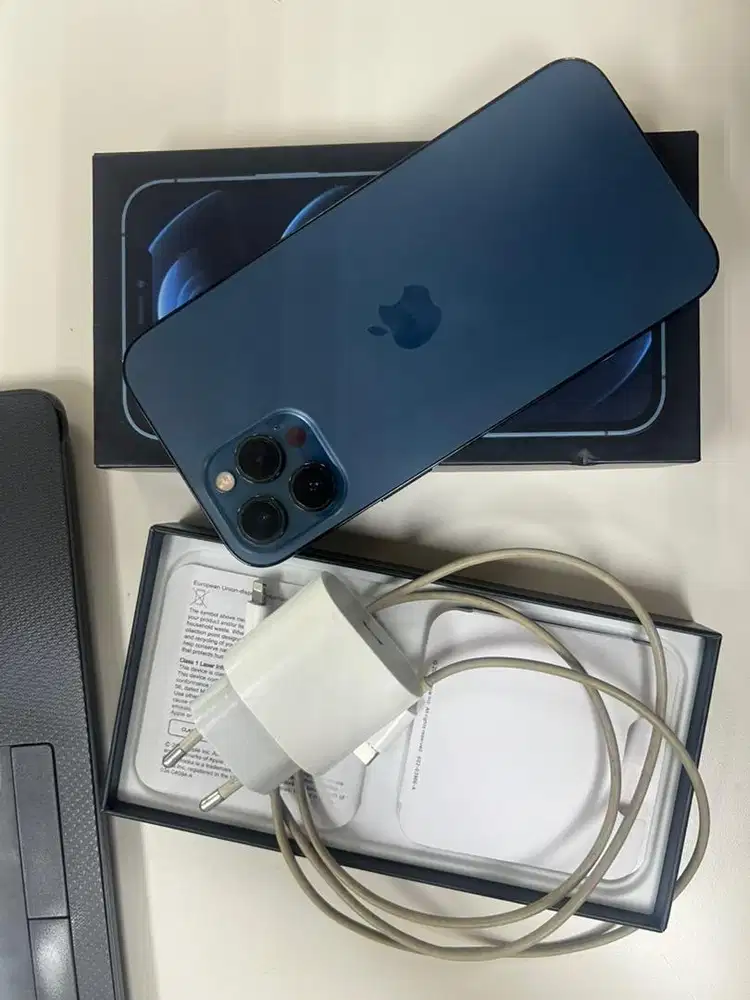 Iphone 12 pro max 256 inter