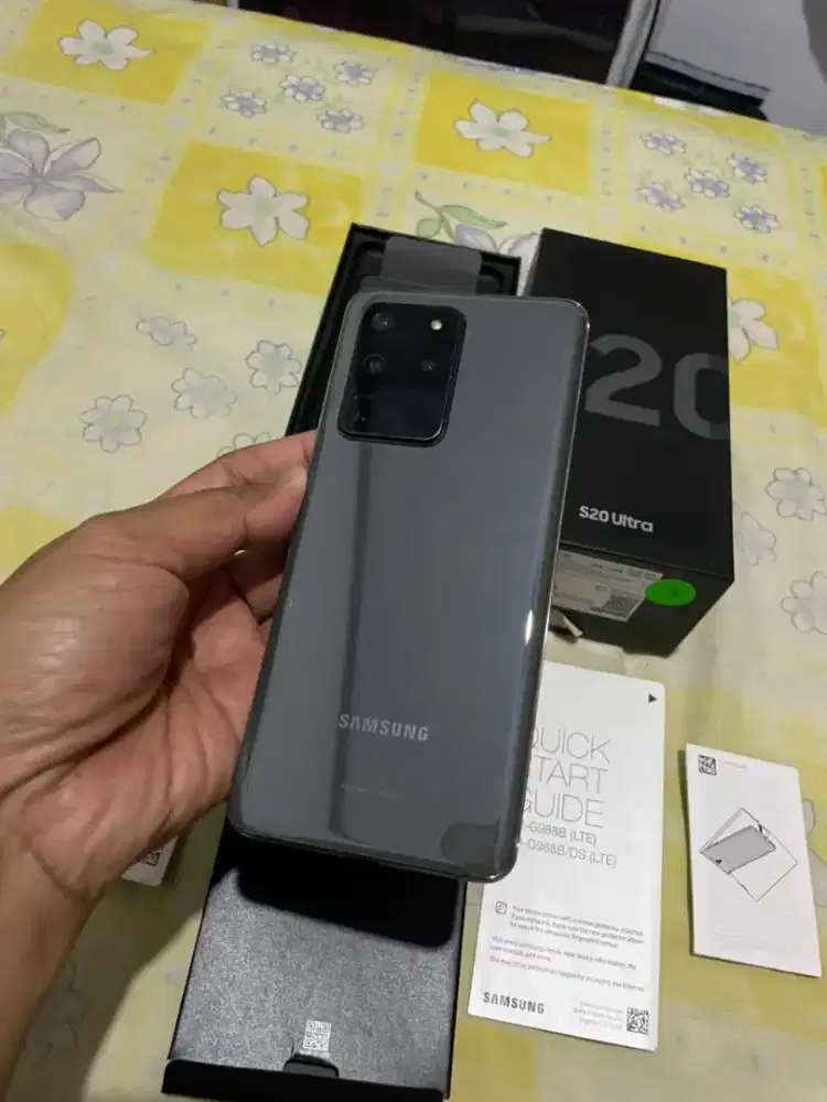 Samsung S20 Ultra Ram 12 Gb Internal 128 Gb Eks Sein