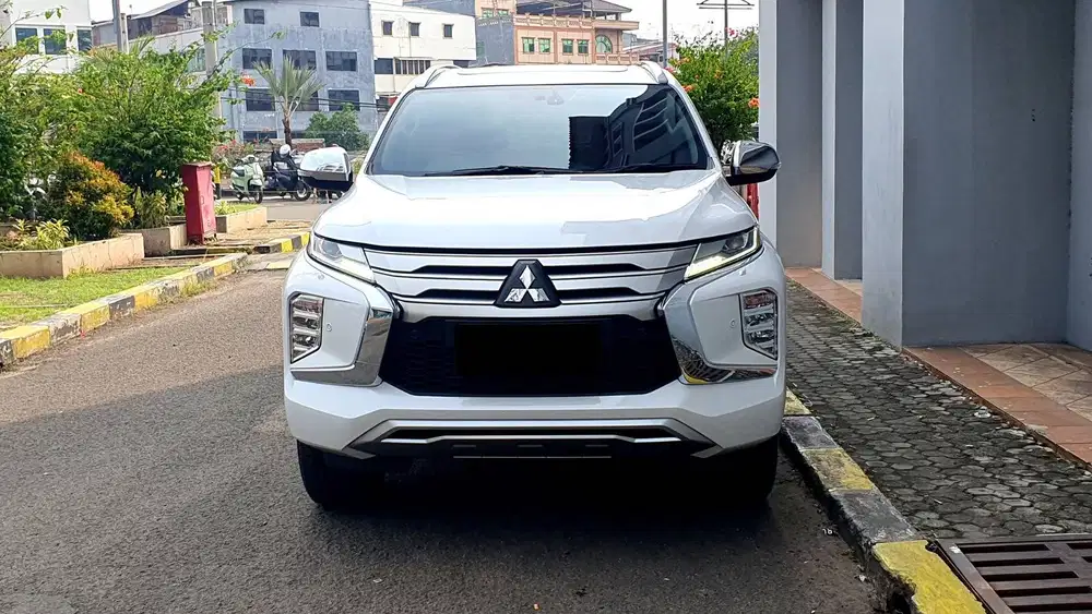 Mitsubishi Pajero Sport Dakar 2.4Diesel Sunroof 2024 NIK 2023 Like New