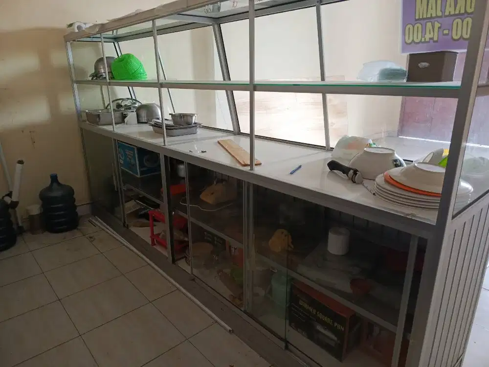 etalase warung makan