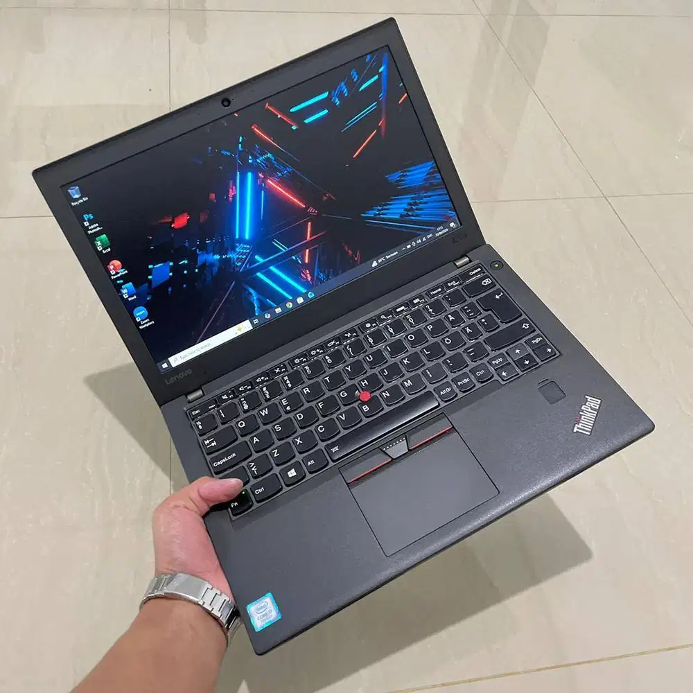 ThinkPad Core i7-7500U RAM 8GB / SSD 256GB Backlit Laptop X270 MURMER!