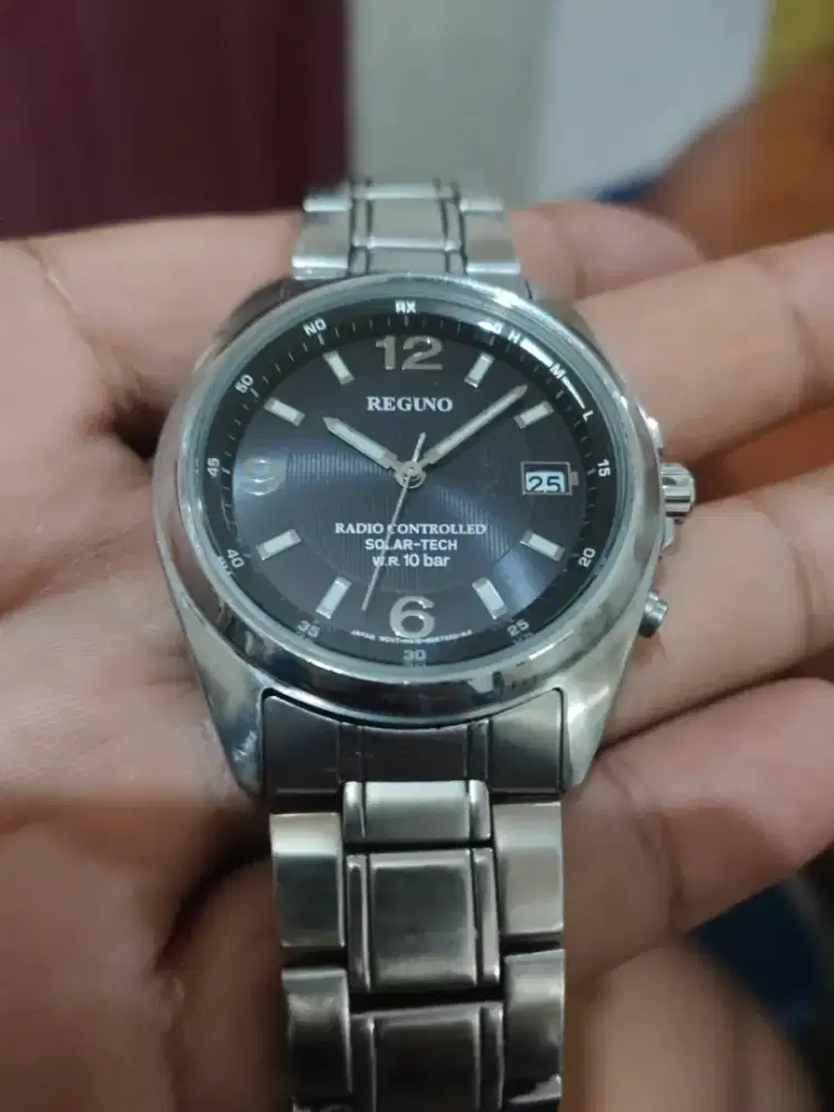 Jam Citizen Reguno Radio wave controlled solar