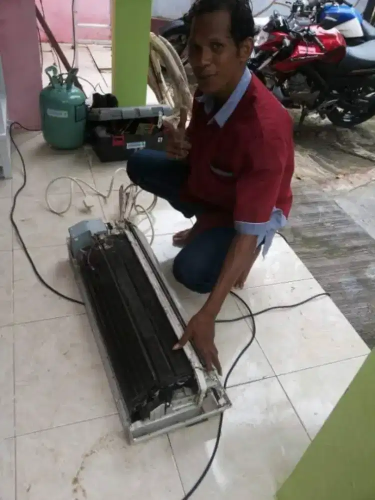 jasa servis ac kulkas frezer showcase mesin cuci dan bongkar pasang ac