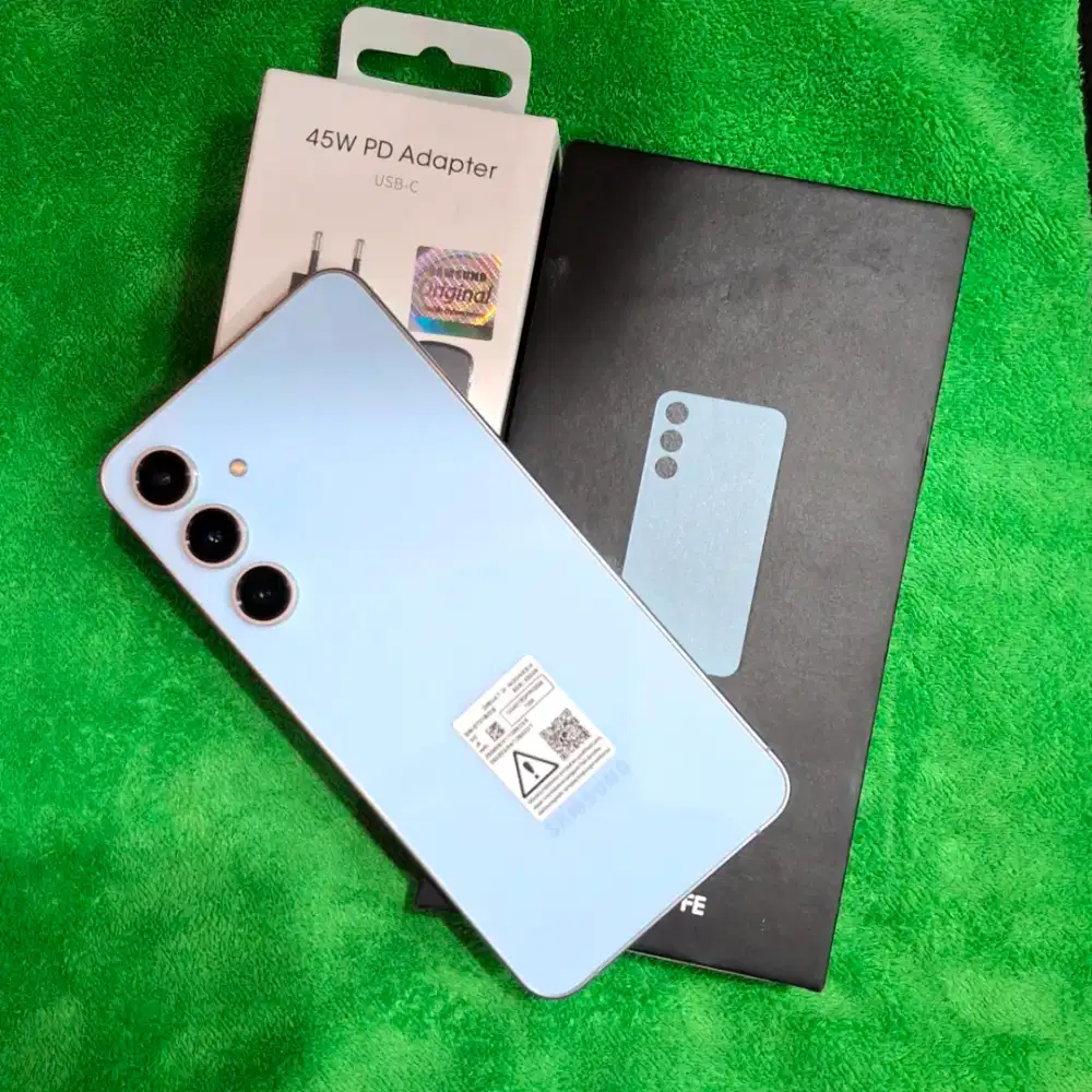 Samsung S24 FE 8/256gb, SEIN ORI Garansi Agustus Free Adapter 45watt