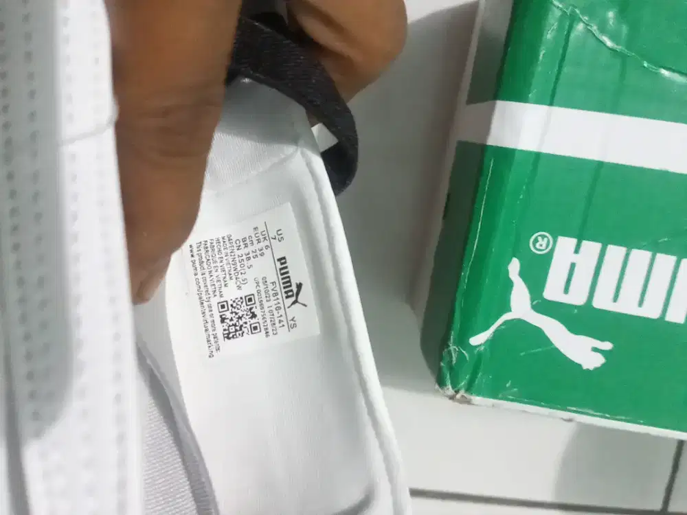 Sepatu puma balet white black,,