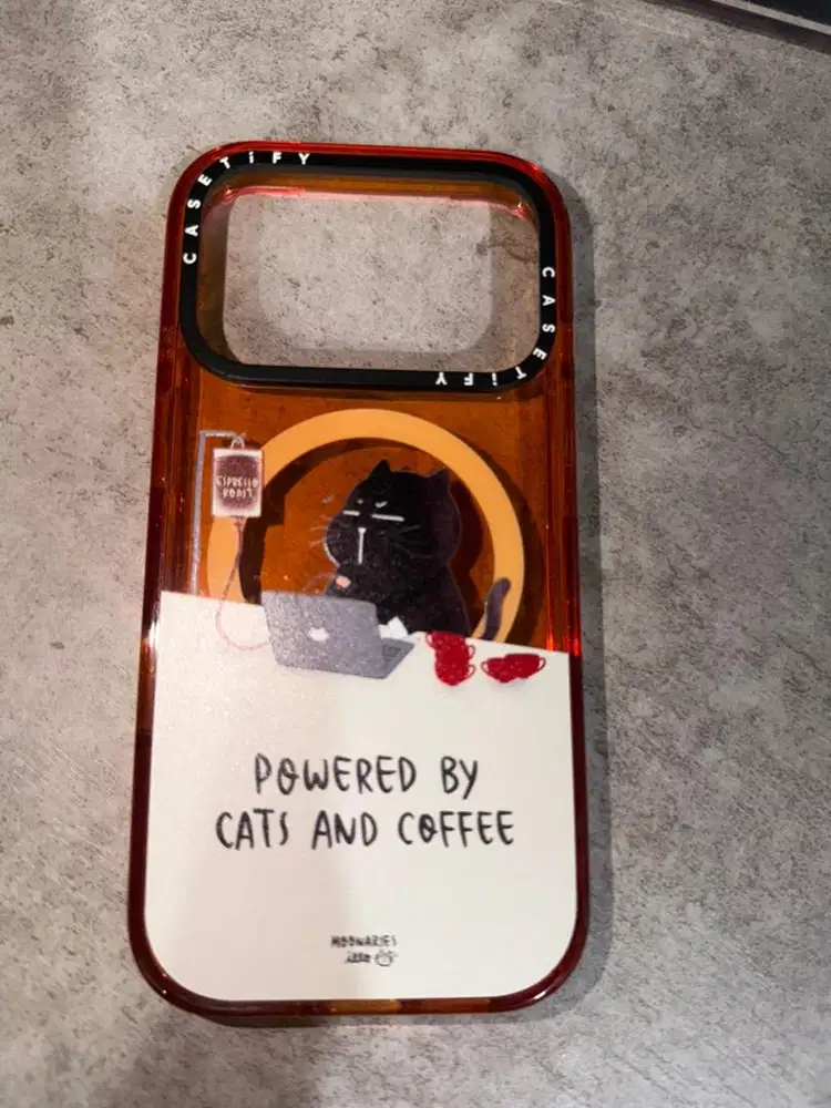 Casing kucing Iphone 17 Pro Preloved