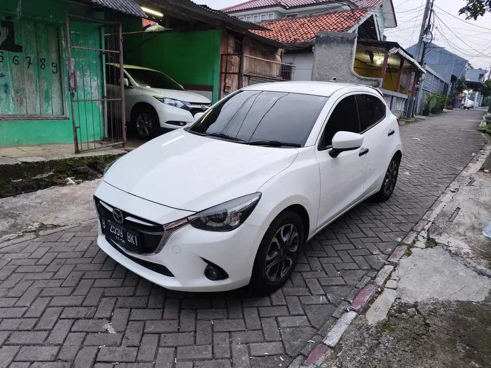 Mazda 2 2016 Bensin