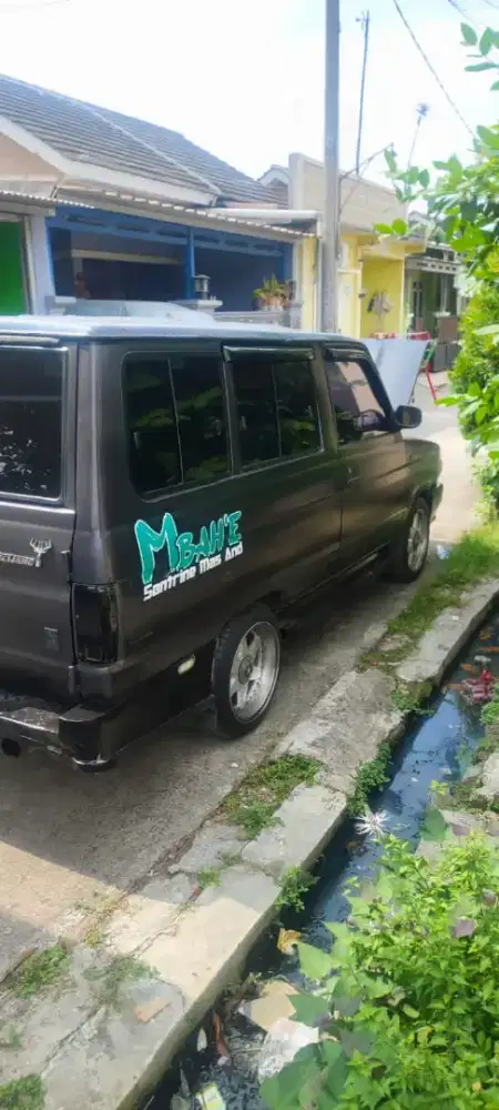 Toyota Kijang Super Th 1991