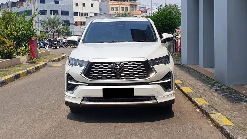 Toyota Kijang Innova Zenix Q Hybrid 2.0 Modelista TSS 2023 Like New