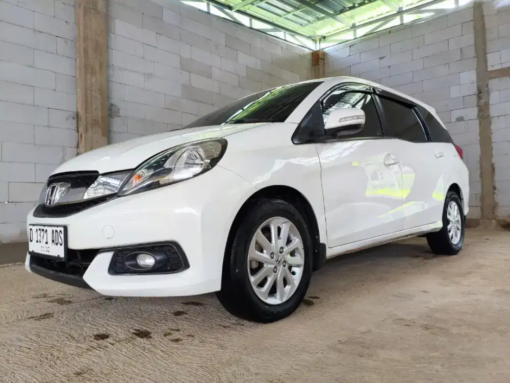 Mobilio E manual transmisi