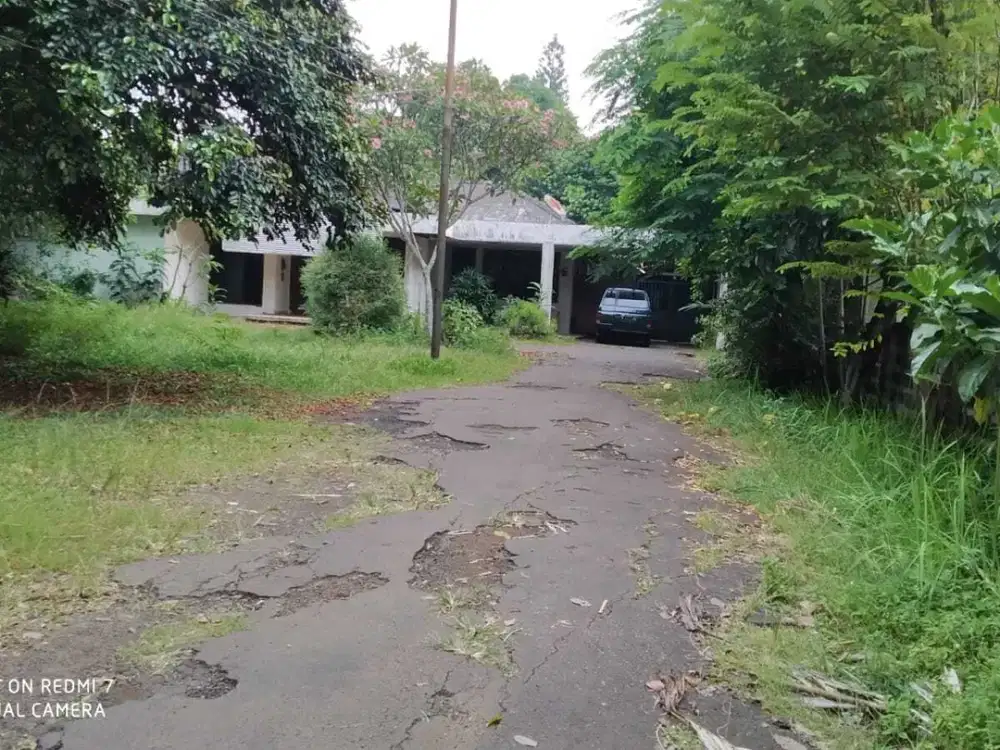 DIJUAL CEPAT MURAH TANAH LUAS DI LEBAK BULUS PINGGIR JALAN RAYA