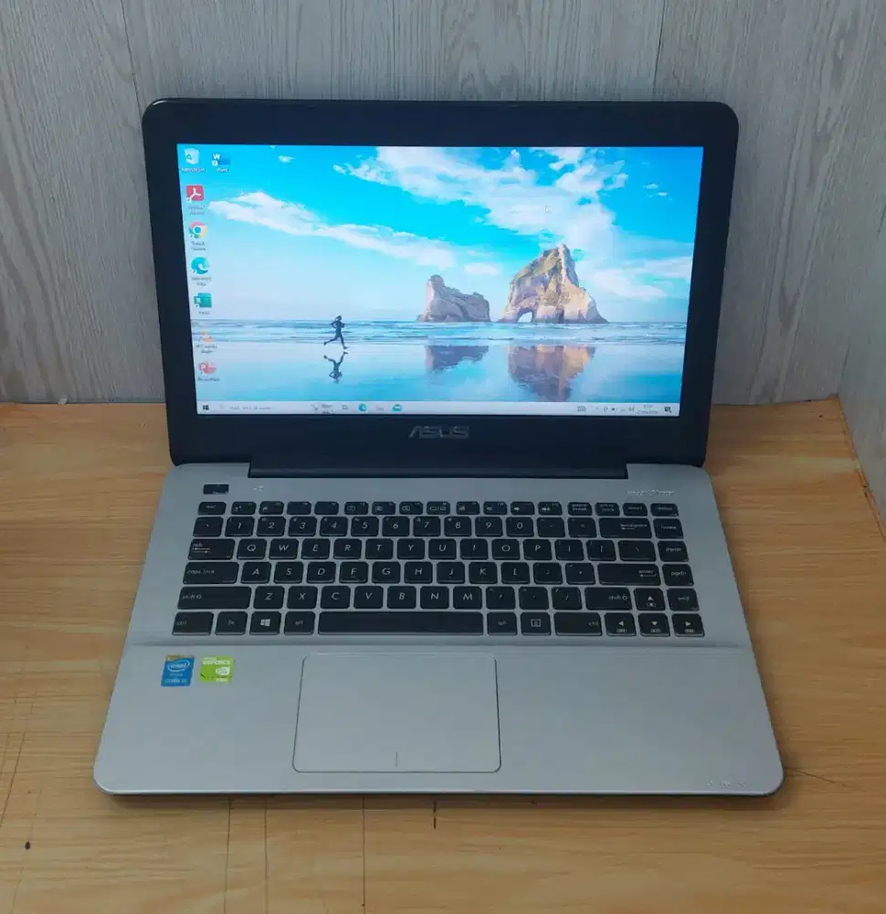 ASUS A455LF Core i5-5200U|8GB|500GB|14HD|Geforce 930 2GB|Win10