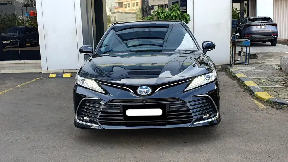 Km30rb toyota camry hybrid tss sunroof jbl 2023 hitam