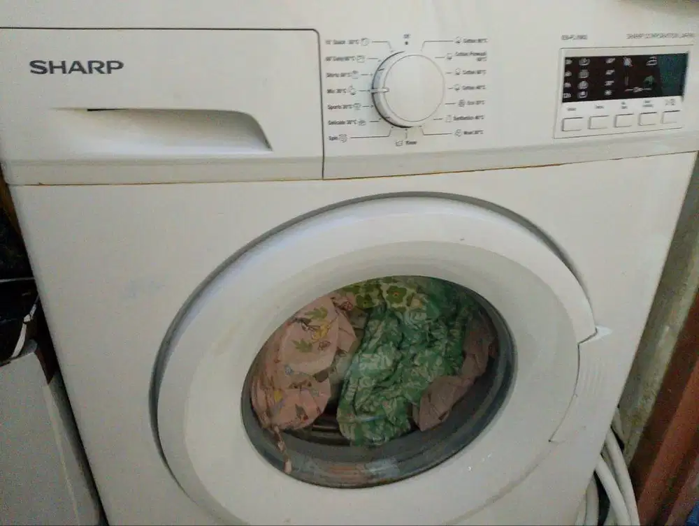 Mesin cuci front loading sharp
