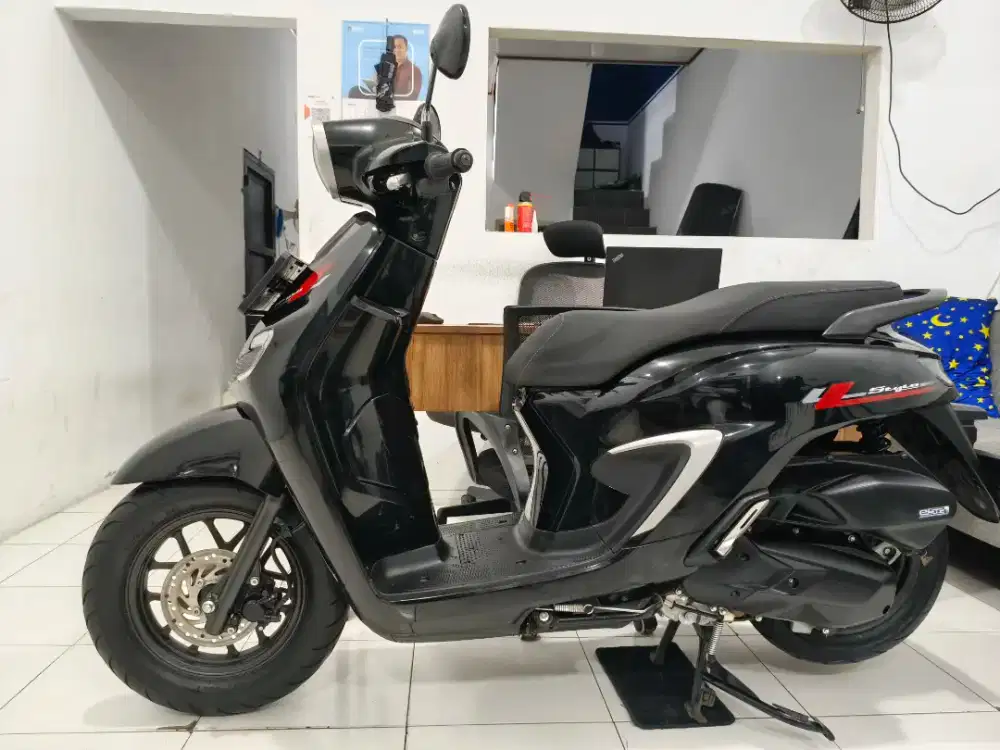 Honda stylo 160 thn 2024 B jakarta