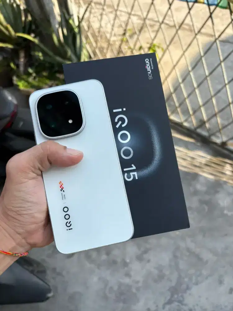 Iqoo 15 5G Legend 16/512 Garansi Resmi Maret 2027