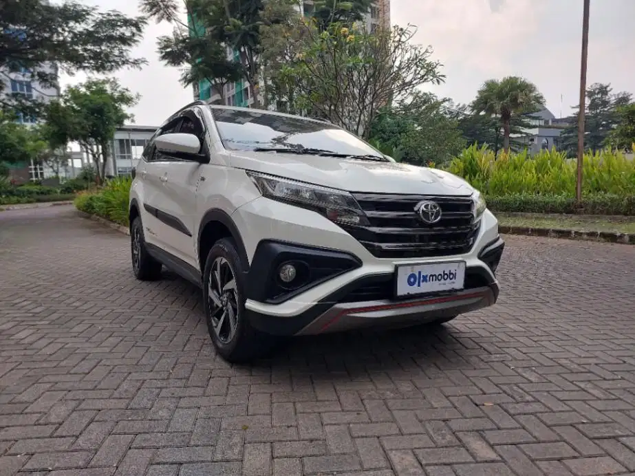 DP MURAH Toyota Rush 1.5 TRD Sportivo Bensin-AT 2018  CPFDB