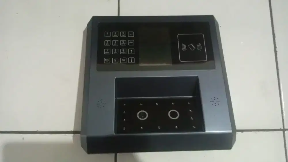 mesin absensi wajah tipe Hanvon E392A