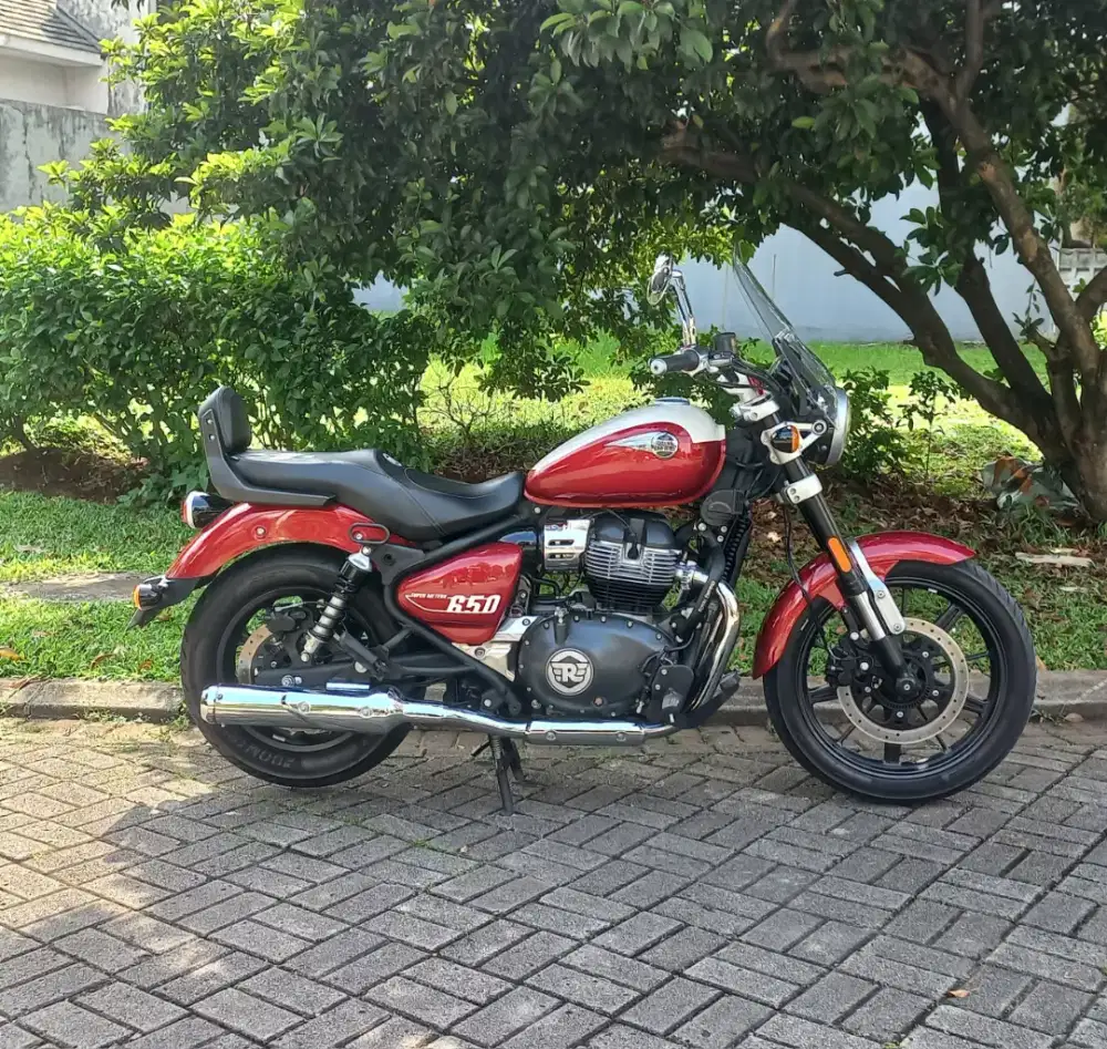 Royal enfield supermeteor 650