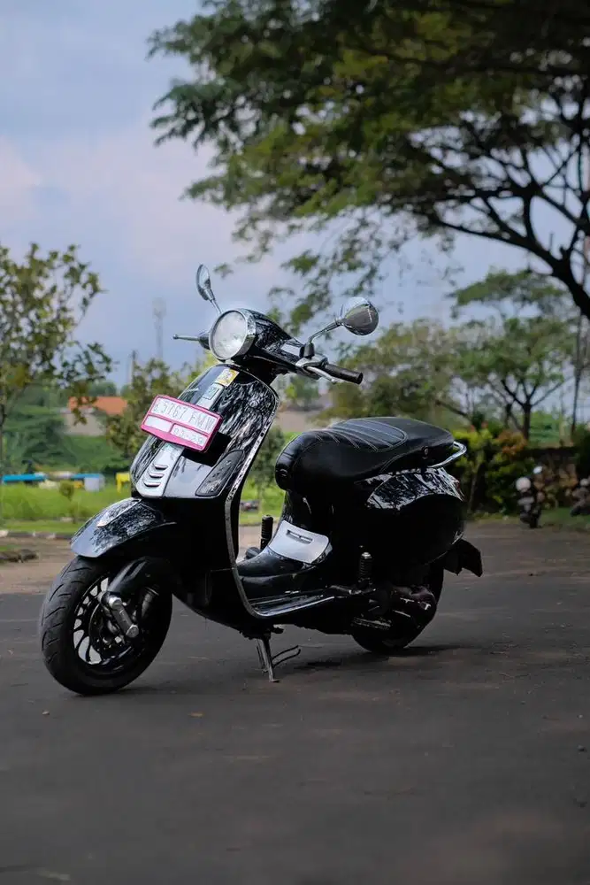 PIAGIO VESPA MATIC PRIMAVERA 150 3VIE TAHUN 2014
