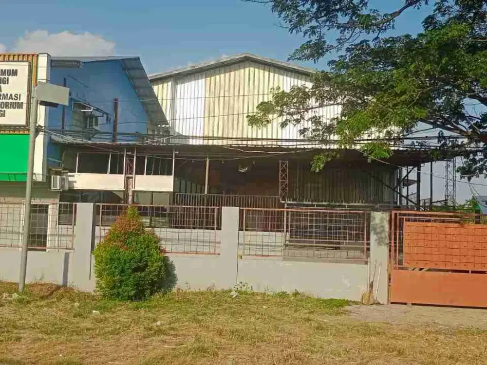 Sangat langka Tanah bangunan Workshop beserta fasilitas klinik