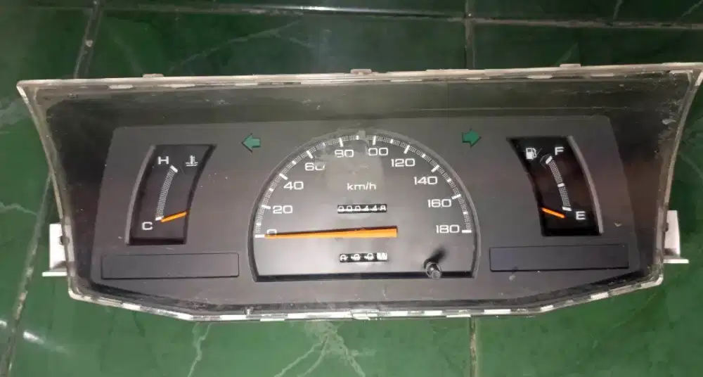 speedometer isuzu panther 2.3