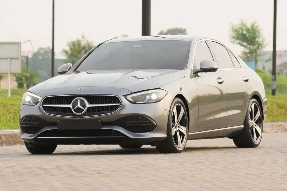 Rasa Baru! Mercedes Benz C200 Avantgarde 2023 Low Odo! 520i e300