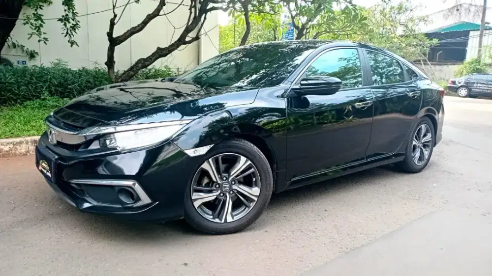 HONDA CIVIC ES 2016 MATIC HITAM