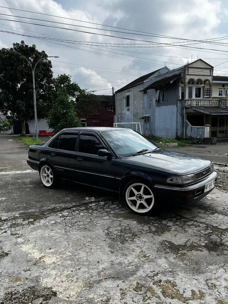 Toyota Corolla Altis 1990 Bensin