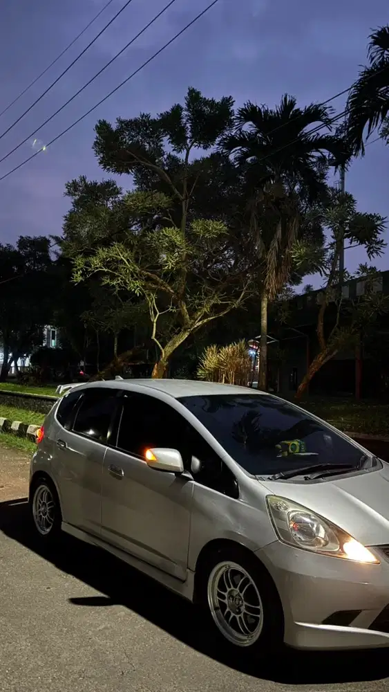Honda Jazz 2009 Bensin