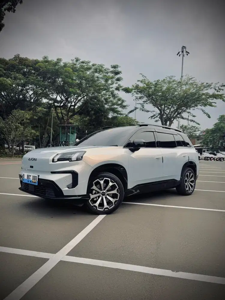 FOR SALE - GAC AION V Luxury 2025 ( Super Low KM )