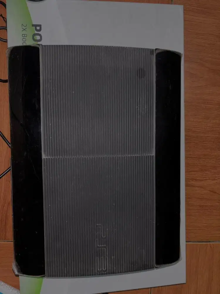 Ps3 super slim 500 gb