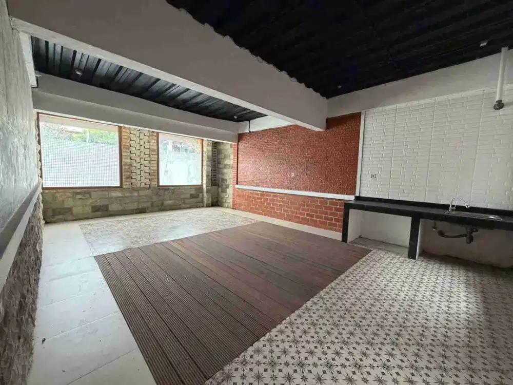 Dijual/Disewakan Bangunan Komersil di Kemang Selatan VIII, Jakarta Selatan