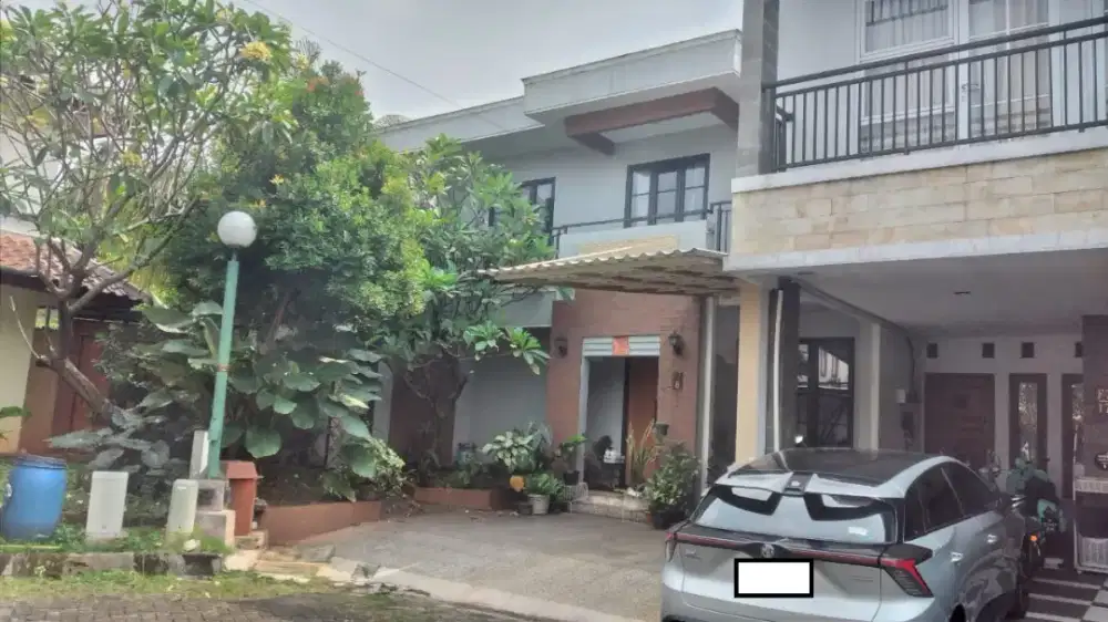 Rumah Kampung Ubud Ciputat