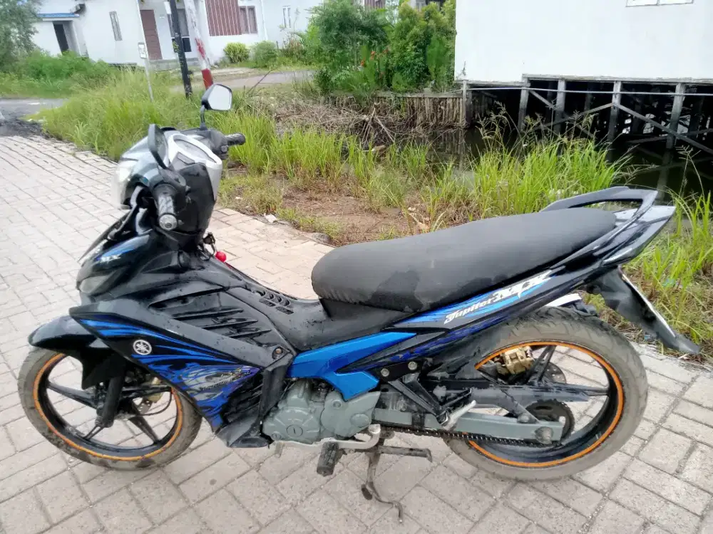 Di jual Yamaha Jupiter MX 135 tahun 2011