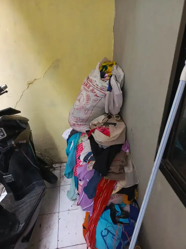 pakaian bekas jualan