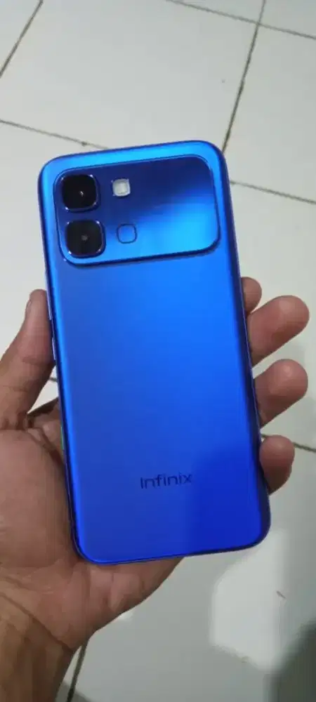 Infinix note edge 8/256gb 5G