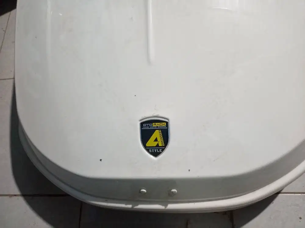 Roof boox mobil oto track