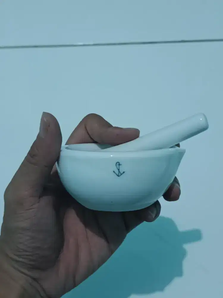 pill crusher / alat penghancur pil / alat penghancur obat