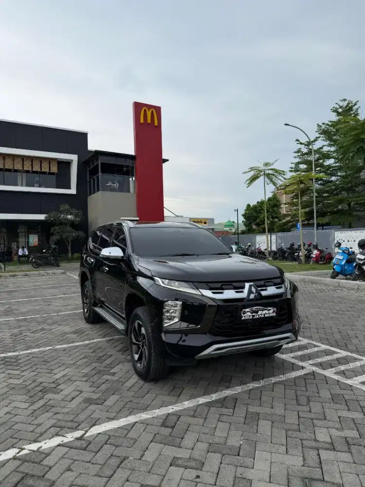 Mitsubishi pajero sport dakar 4x2 tahun 2024 pamakain 2025