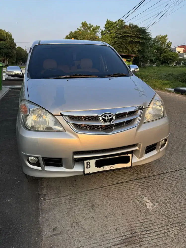 TOYOTA AVANZA 1.3 G MANUAL 2010