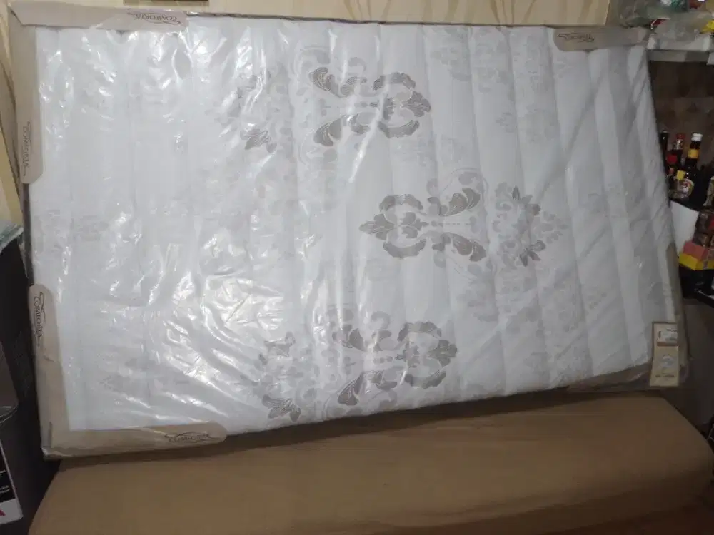 Jual cepat Kasur Comforta Superpedic 120x200, kondisi masih baru