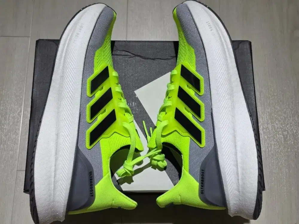 Adidas Ultraboost 5 sepatu sport running lari origonal 43⅓