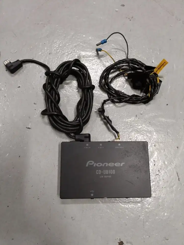 Pioneer CD-UB100 USB Adapter