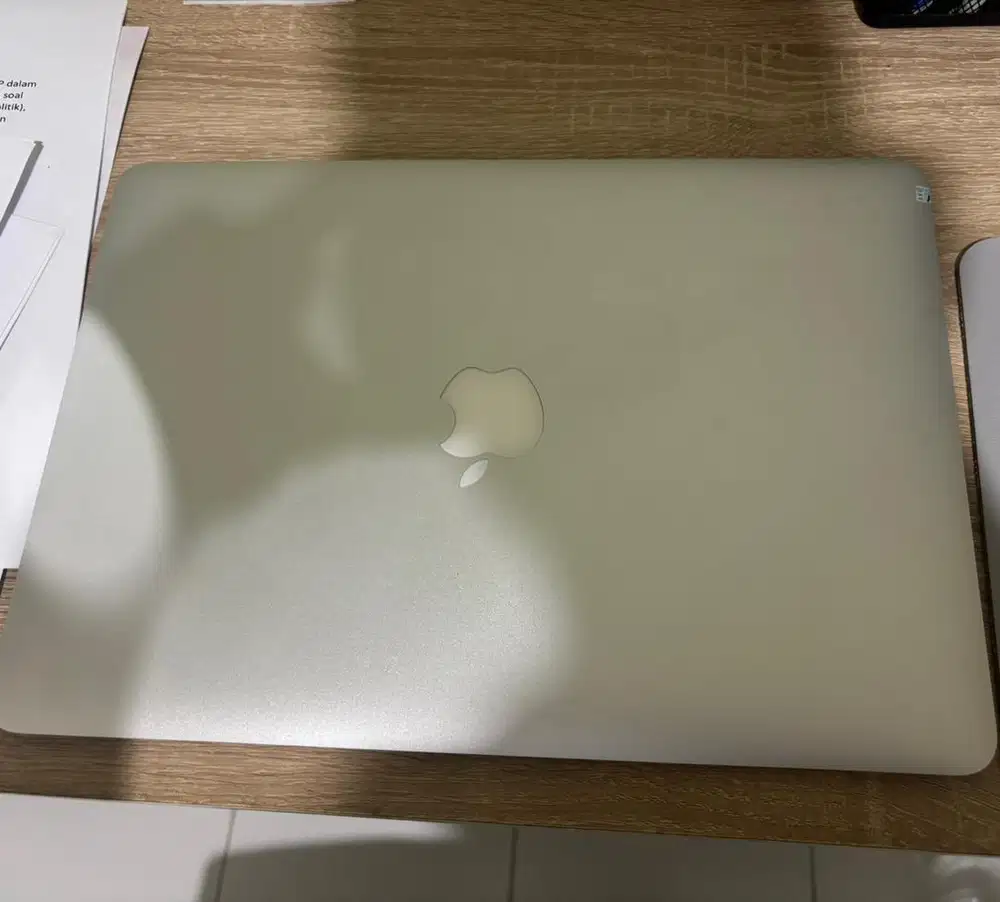 MacBook Air (13-inch, 2017)
