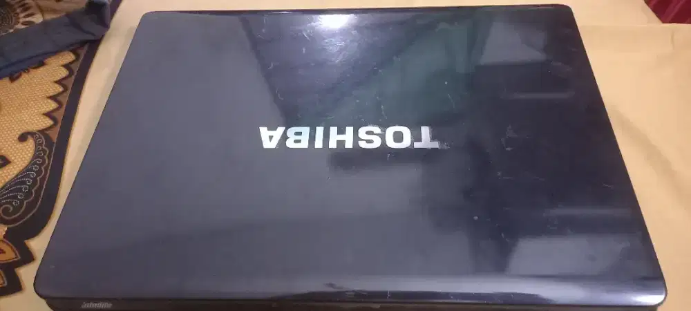 Laptop Toshiba Ram 2GB