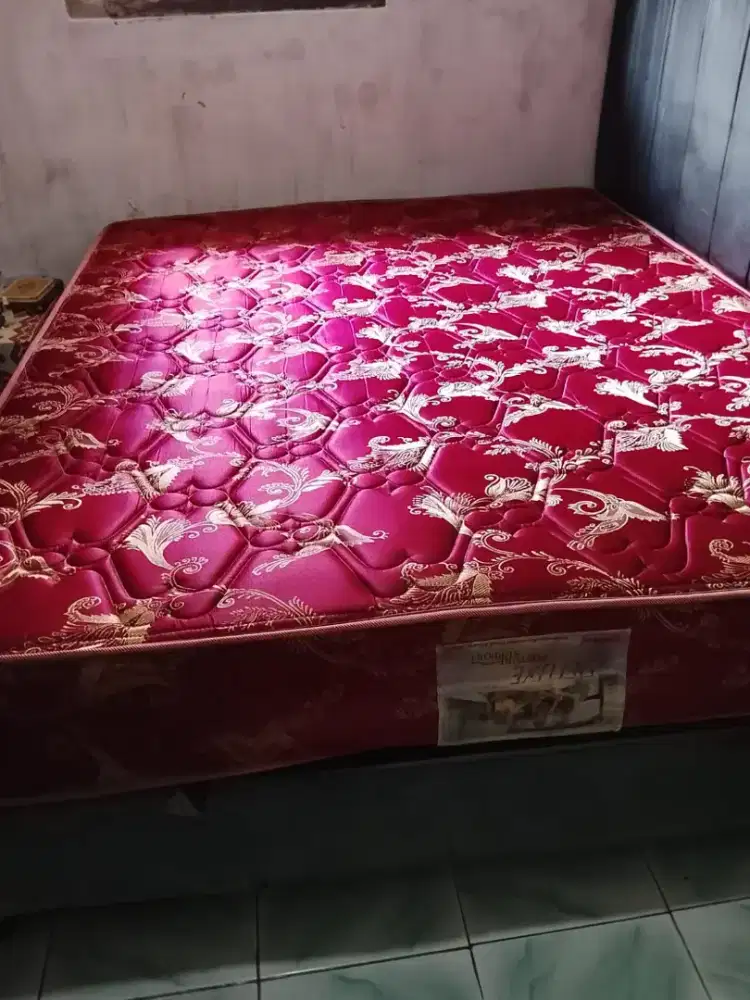 Dijual kasur merek central ukuran nomer 2 second masih bagus
